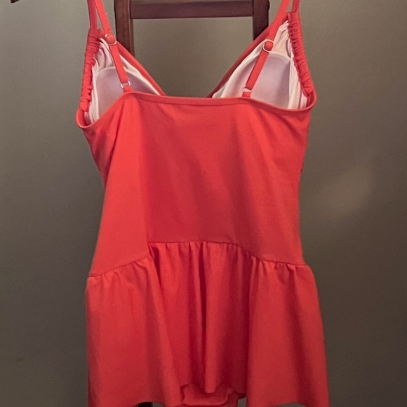 Aqua Green One-Piece Lined Swim Skirt NWOT W/ Attached Flirty Ruffle Skirt-SZ 8 - Picture 7 of 13